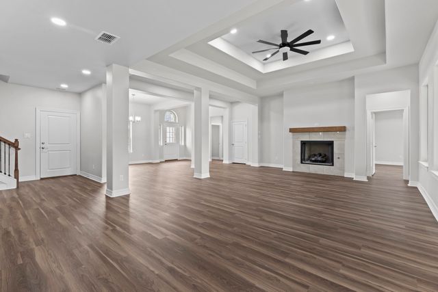 1616 Courtland Lane, Lindale, TX 75771