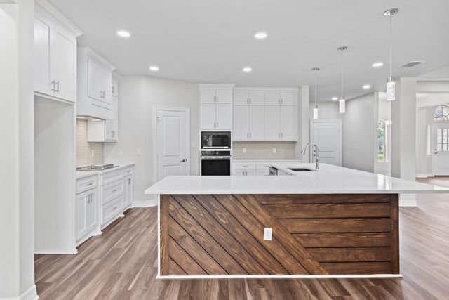 1616 Courtland Lane, Lindale, TX 75771