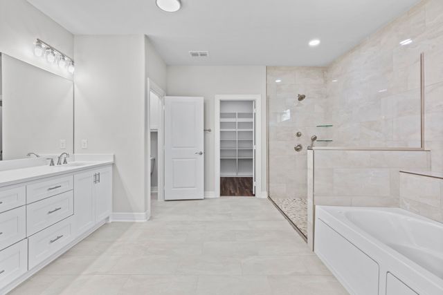 1616 Courtland Lane, Lindale, TX 75771