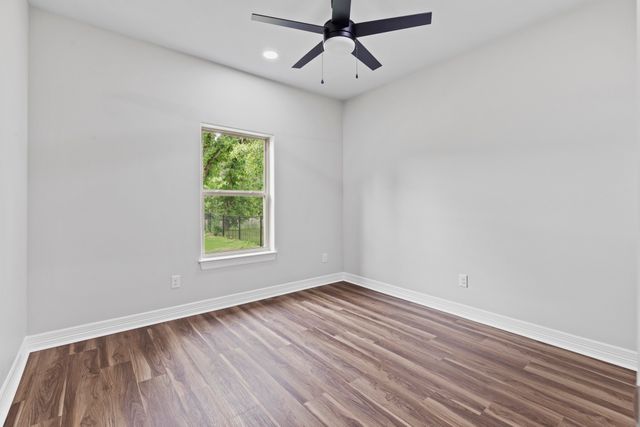 1616 Courtland Lane, Lindale, TX 75771