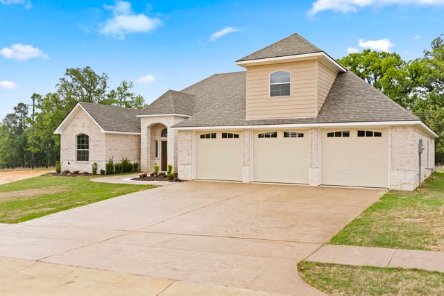 1616 Courtland Lane, Lindale, TX 75771