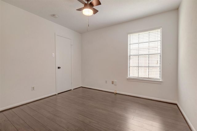 6 Green Slope Place, The Woodlands, TX 77381