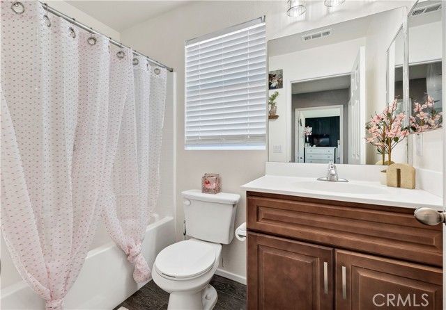 1665 Vibrant Gln, San Jacinto, CA 92582