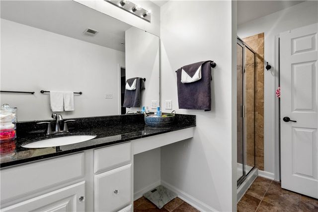 294 Maple Ridge Dr, Cecil, PA 15317