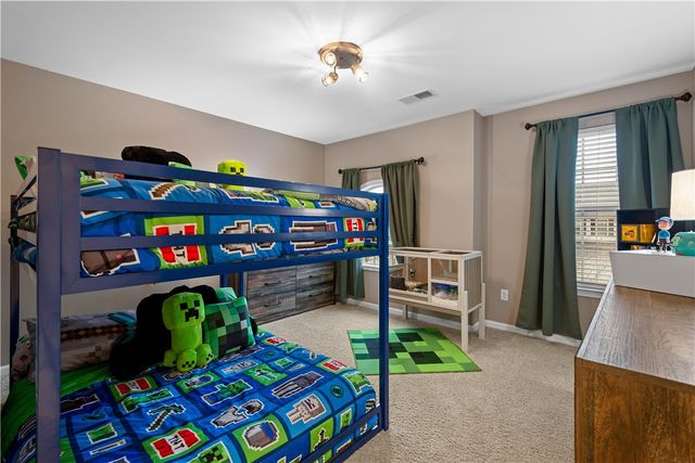 294 Maple Ridge Dr, Cecil, PA 15317