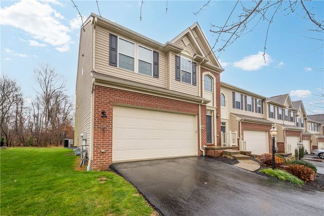 294 Maple Ridge Dr, Cecil, PA 15317