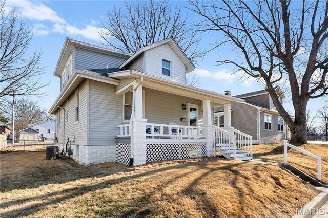 1305 Raab Avenue, Belleville, IL 62220