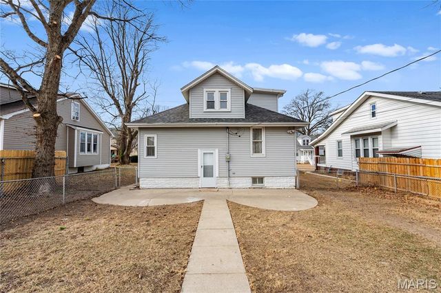 1305 Raab Avenue, Belleville, IL 62220