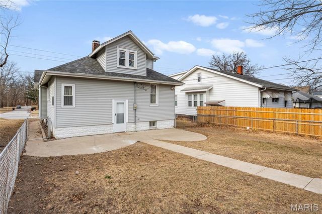 1305 Raab Avenue, Belleville, IL 62220