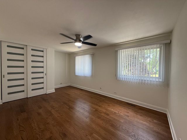 1230 Durham Drive, Wheaton, IL 60189