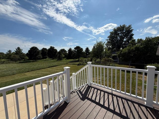 1230 Durham Drive, Wheaton, IL 60189