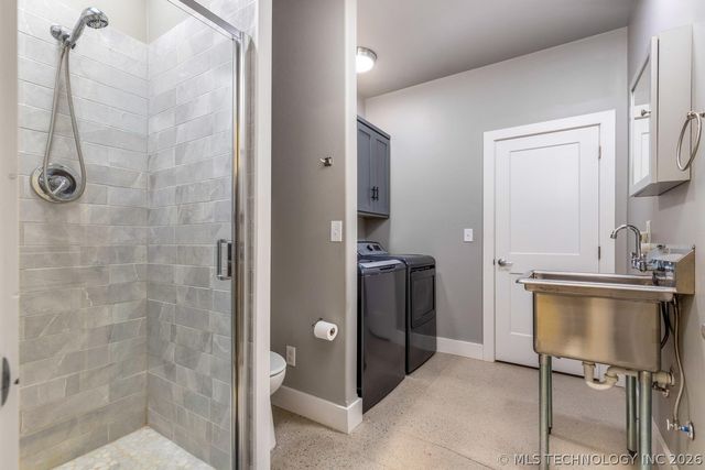 24936 S 611 Road, Grove, OK 74344