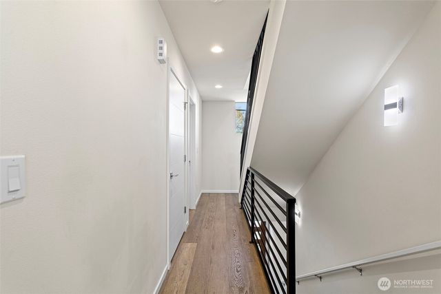 1827 NW 85th St, Seattle, WA 98117