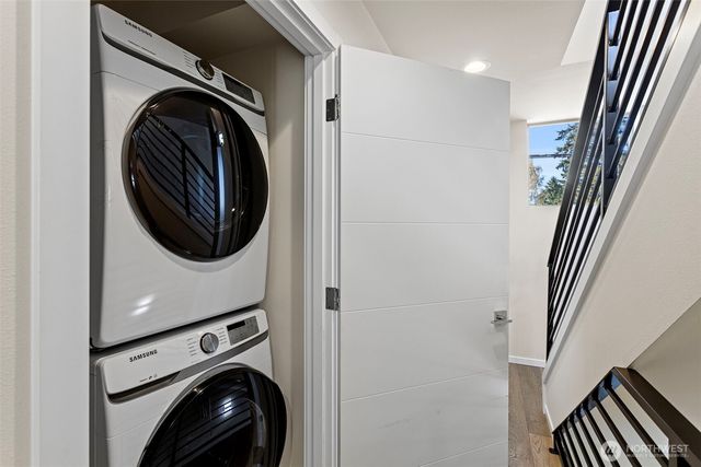 1827 NW 85th St, Seattle, WA 98117