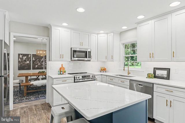 6130 POPLAR PATH, Elizabethtown, PA 17022