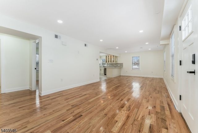 978 Rt523, Readington Twp., NJ 08822