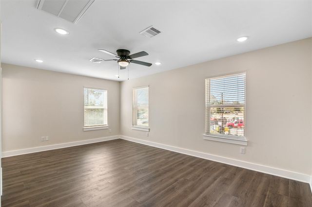 1206 S Victory Drive, Houston, TX 77088