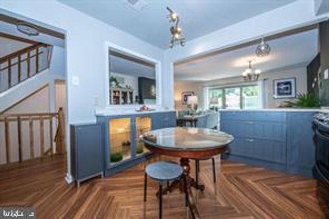 4 VICTORIAN CT, Chesterbrook, PA 19087