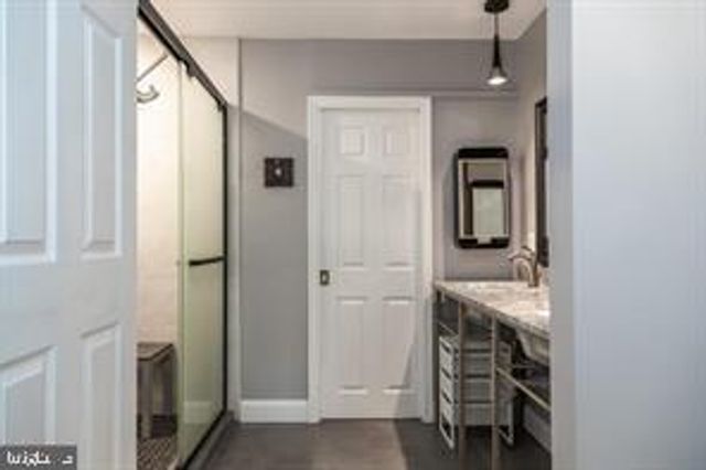 4 VICTORIAN CT, Chesterbrook, PA 19087