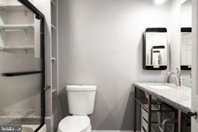 4 VICTORIAN CT, Chesterbrook, PA 19087