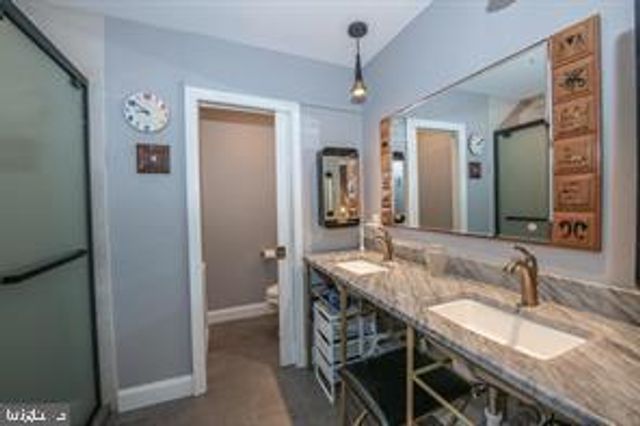 4 VICTORIAN CT, Chesterbrook, PA 19087