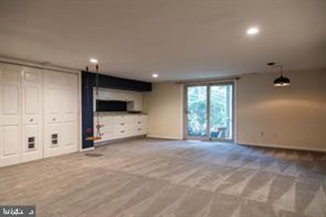 4 VICTORIAN CT, Chesterbrook, PA 19087