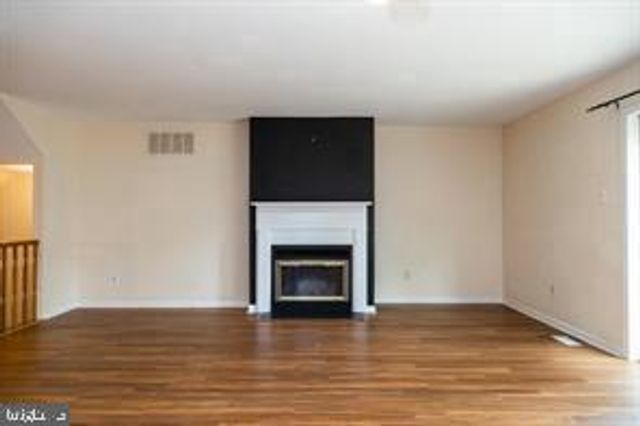 4 VICTORIAN CT, Chesterbrook, PA 19087