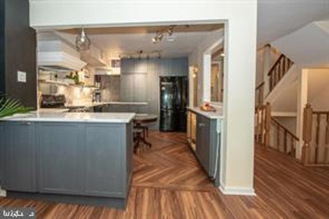 4 VICTORIAN CT, Chesterbrook, PA 19087