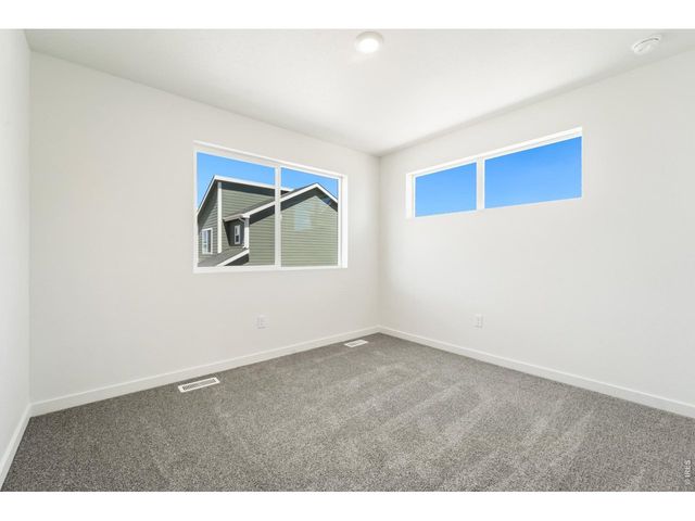 3852 Pinnacles Ct, Evans, CO 80620