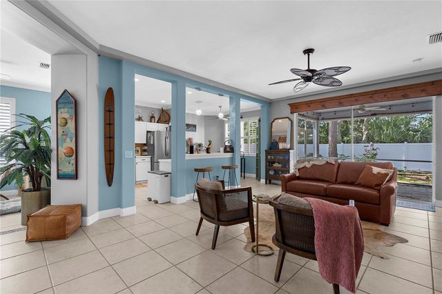 4936 CREEKSIDE TRAIL, Sarasota, FL 34243