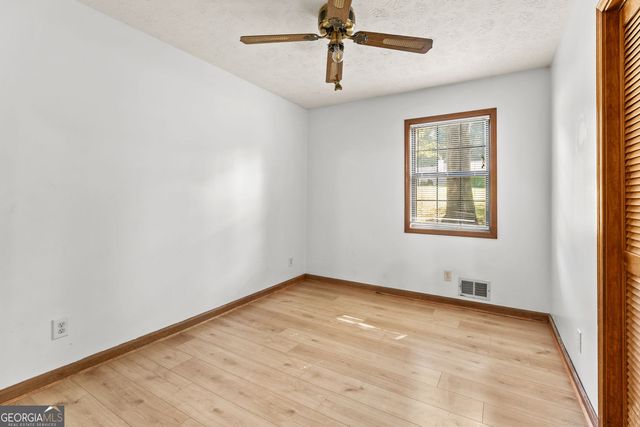 212 Farmbrook Parkway E, Stockbridge, GA 30281