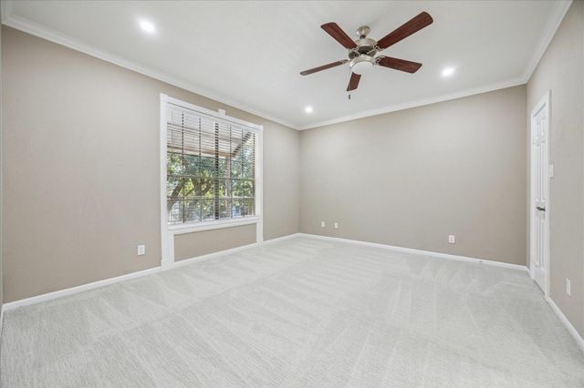 2700 Revere St 142, Houston, TX 77098