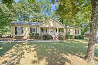 2433 Hidden Lane, Snellville, GA 30078