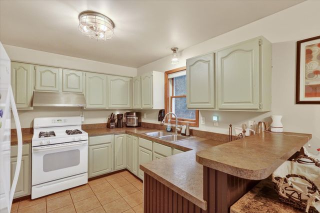 18177 Yuma Court, Spring Lake, MI 49456
