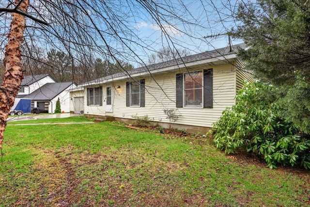 18177 Yuma Court, Spring Lake, MI 49456