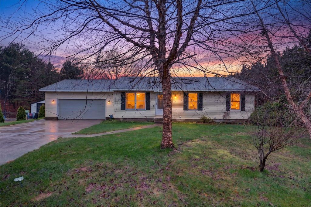 18177 Yuma Court, Spring Lake, MI 49456