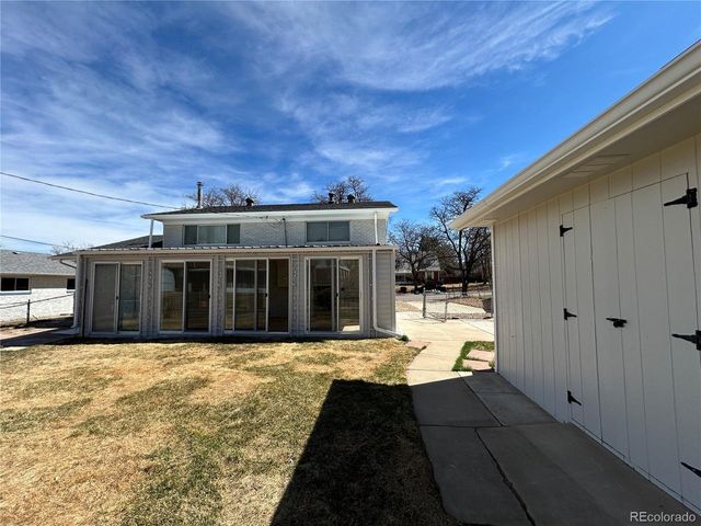 339 S Ursula Way, Aurora, CO 80012