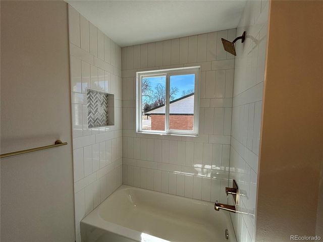 339 S Ursula Way, Aurora, CO 80012