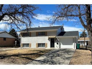 339 S Ursula Way, Aurora, CO 80012
