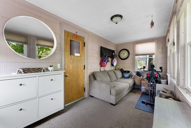 91 Dudley St, Medford, MA 02155