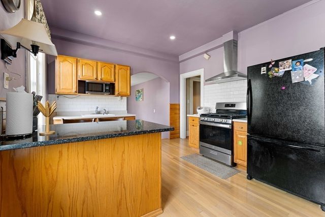 91 Dudley St, Medford, MA 02155