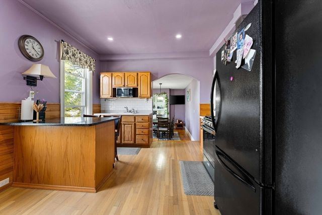 91 Dudley St, Medford, MA 02155