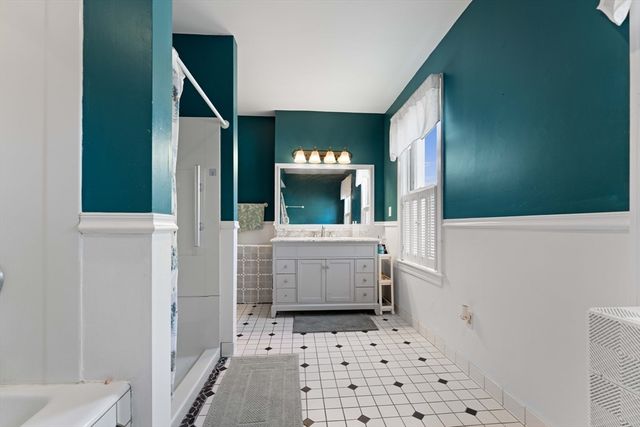 91 Dudley St, Medford, MA 02155