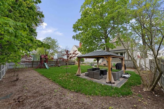 91 Dudley St, Medford, MA 02155