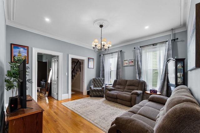91 Dudley St, Medford, MA 02155