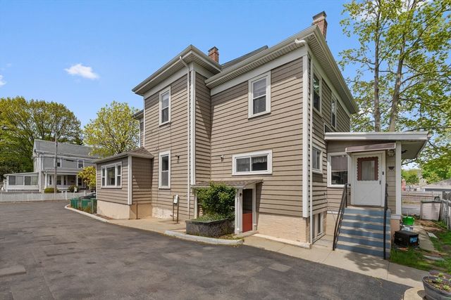 91 Dudley St, Medford, MA 02155