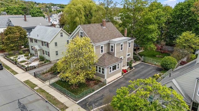91 Dudley St, Medford, MA 02155