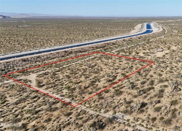 0 Laurelmere, Llano, CA 93544
