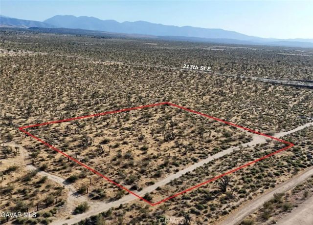 0 Laurelmere, Llano, CA 93544