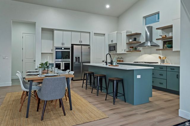 640 S MILLER AVE, North Salt Lake, UT 84054